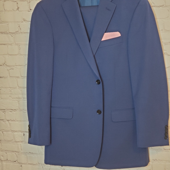 Tommy Hilfiger 2 pc Suit - Picture 2 of 9